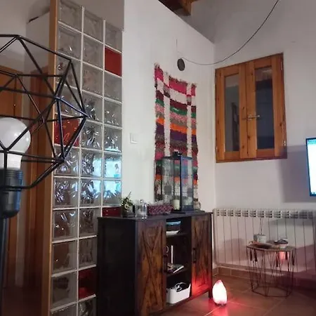 Casita Mona Y Acogedora Αλάκουας